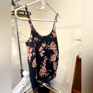 Vero Moda Tank top navy size small. Good used condition.